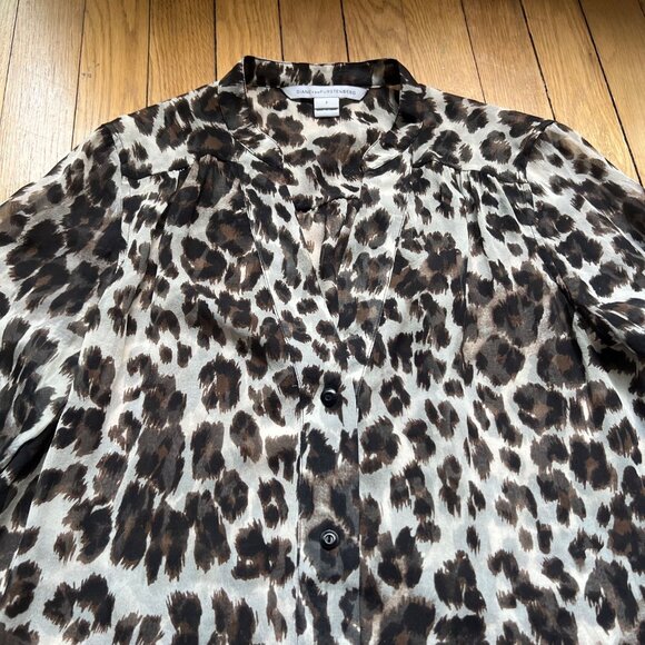 Diane Von Furstenberg Size 2 Leopard Print 100% Silk Chiffon Button-Up Blouse - Picture 6 of 14